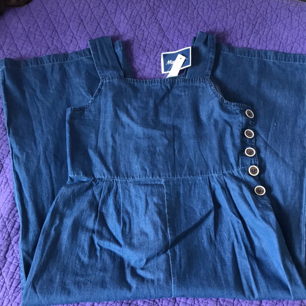 NWT girls cropped jumper